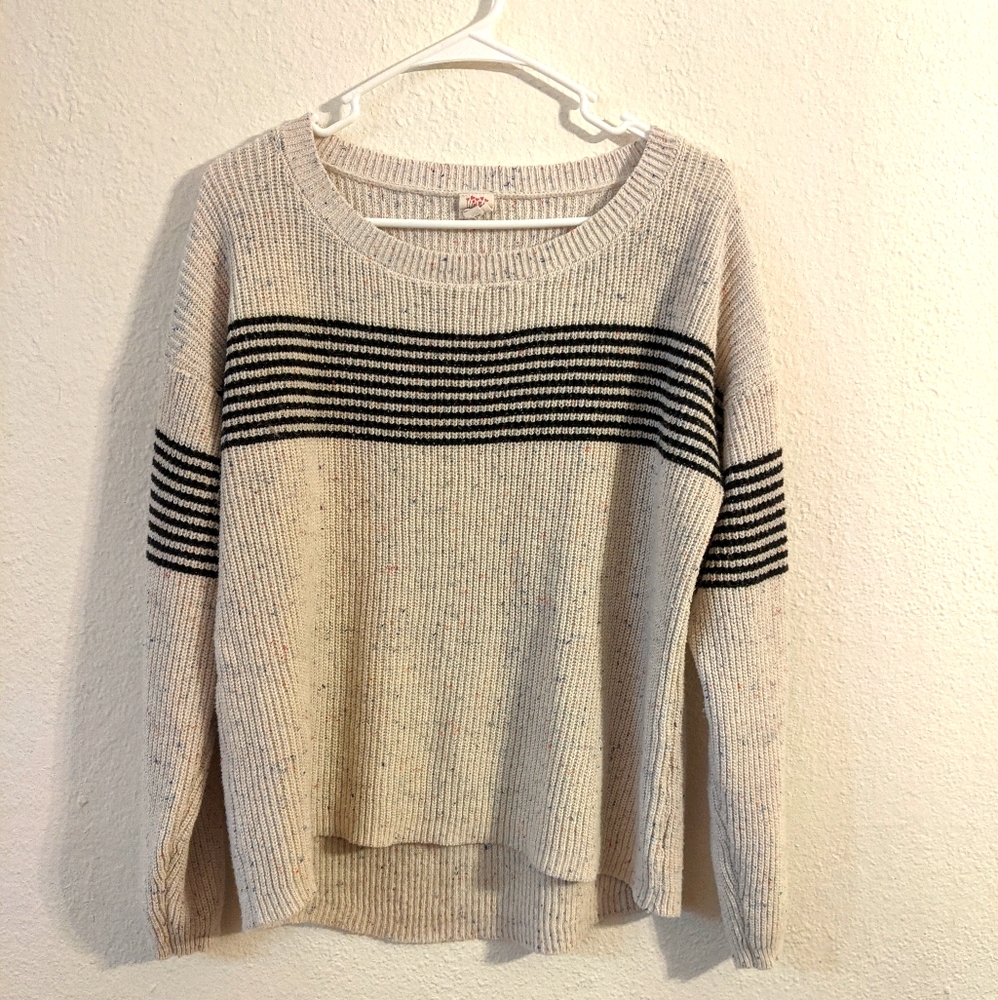Striped Pullover Sweater Women's Medium
